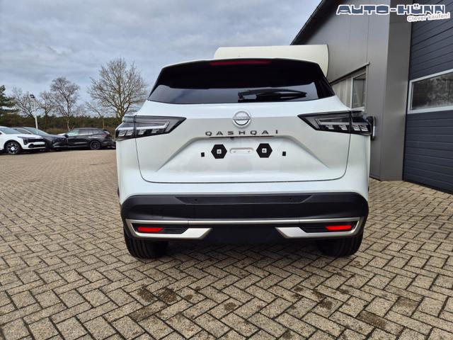 Nissan Qashqai 1.3 DIG-T MHEV 140PS Tekna Voll-Leder Klimaautomatik PanoGlasdach Sitzheizung Lenkradheizung Navi Head-Up Display elektr. Heckklappe ACC PDC v+h 360&deg;Kamera DAB Bluetooth Touchscreen Apple CarPlay Android Auto 19"LM 