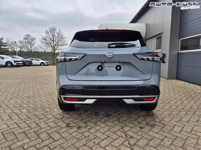 Nissan Qashqai 1.3 DIG-T MHEV 158 PS X-Tronic Tekna Premium Paket 20"LM Teil-Leder PanoGlasdach Klimaautomatik Sitzheizung Lenkradheizung Navi Head-Up Display elektr. Heckklappe ACC PDC v+h 360&deg;Kamera DAB Bluetooth Touchscreen Apple CarPlay Android Auto 