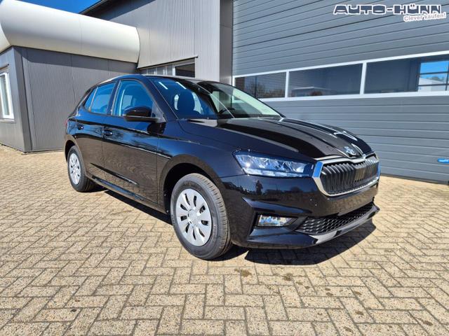 Skoda Fabia 1.0 TSI 95PS Selection 5-t&uuml;rig R&uuml;ckf.Kamera Parksensoren Sitzheizung Multifunktionslenkrad Klima Skoda-Radio Bluetooth Touchscreen Tempomat Nebelsch. Apple CarPlay + Android Auto 