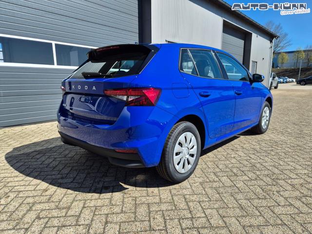 Skoda Fabia 1.0 TSI 95PS Selection 5-t&uuml;rig R&uuml;ckf.Kamera Parksensoren Sitzheizung Multifunktionslenkrad Klima Skoda-Radio Bluetooth Touchscreen Tempomat Nebelsch. Apple CarPlay + Android Auto 