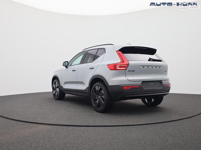Volvo XC40 2.0 Black Edition Plus B4 Mild-Hybrid 197PS Automatik elektr. PanoDach R&uuml;ckf.Kamera PDC v+h ACC el.Heckklappe Harman/Kardon-Sound Klimaautomatik Sitzheizung Lenkradheizung Apple CarPlay Android Auto 20-LM 