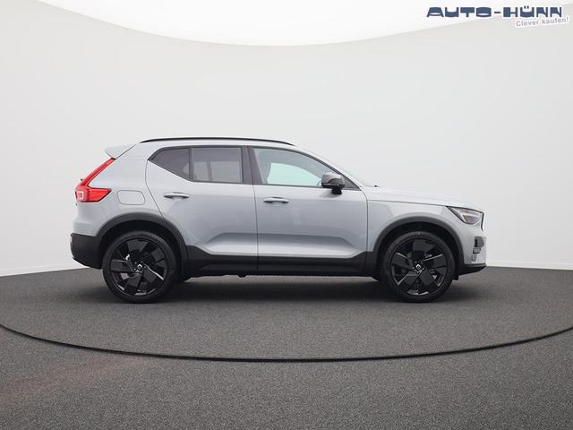 Volvo XC40 2.0 Black Edition Plus B4 Mild-Hybrid 197PS Automatik elektr. PanoDach R&uuml;ckf.Kamera PDC v+h ACC el.Heckklappe Harman/Kardon-Sound Klimaautomatik Sitzheizung Lenkradheizung Apple CarPlay Android Auto 20-LM 