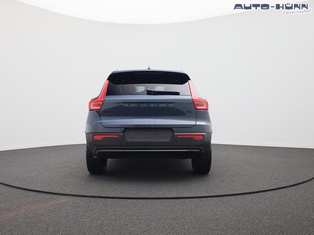 Volvo XC40 2.0 Black Edition Plus B4 Mild-Hybrid 197PS Automatik elektr. PanoDach R&uuml;ckf.Kamera PDC v+h ACC el.Heckklappe Harman/Kardon-Sound Klimaautomatik Sitzheizung Lenkradheizung Apple CarPlay Android Auto 20-LM 