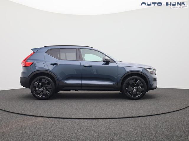 Volvo XC40 2.0 Black Edition Plus B4 Mild-Hybrid 197PS Automatik elektr. PanoDach R&uuml;ckf.Kamera PDC v+h ACC el.Heckklappe Harman/Kardon-Sound Klimaautomatik Sitzheizung Lenkradheizung Apple CarPlay Android Auto 20-LM 