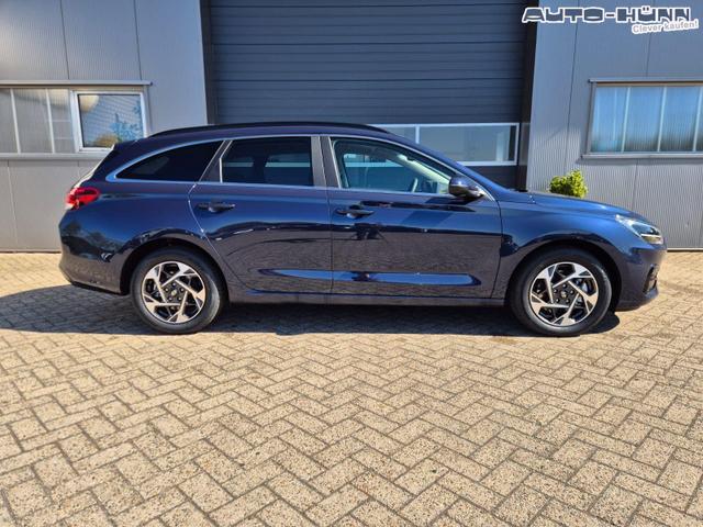 Hyundai i30 Kombi 1.6 T-GDI 150PS Automatik Trend Sitzheizung Lenkradheizung Klimaautomatik PDC v+h R&uuml;ckf.Kamera Navi Apple CarPlay + Android Auto 16"LM 