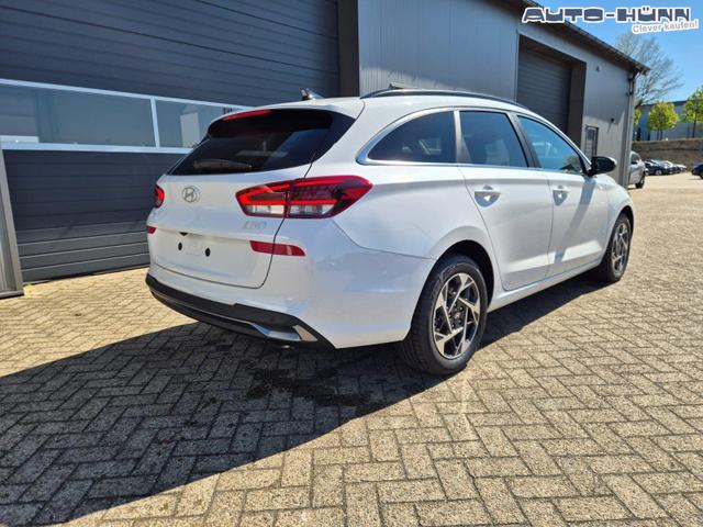 Hyundai i30 Kombi 1.5 T-GDI 150PS Automatik Trend Sitzheizung Lenkradheizung Klimaautomatik PDC v+h R&uuml;ckf.Kamera Navi Apple CarPlay + Android Auto 16"LM 