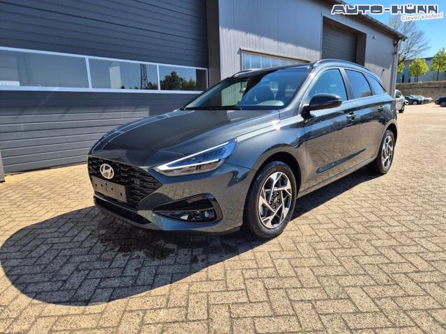 Hyundai i30 Kombi 1.6 T-GDI 150PS Automatik Trend Sitzheizung Lenkradheizung Klimaautomatik PDC v+h R&uuml;ckf.Kamera Navi Apple CarPlay + Android Auto 16"LM 