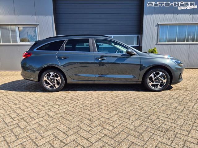Hyundai i30 Kombi 1.6 T-GDI 150PS Automatik Trend Sitzheizung Lenkradheizung Klimaautomatik PDC v+h R&uuml;ckf.Kamera Navi Apple CarPlay + Android Auto 16"LM 