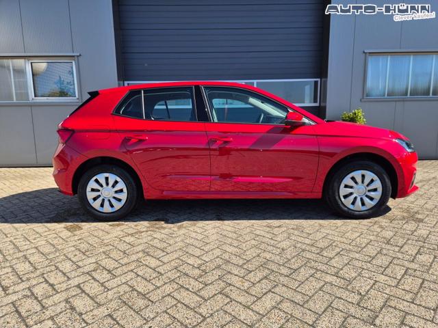 Skoda Fabia 1.0 TSI 95PS Selection 5-t&uuml;rig R&uuml;ckf.Kamera Parksensoren Sitzheizung Multifunktionslenkrad Klima Skoda-Radio Bluetooth Touchscreen Tempomat Nebelsch. Apple CarPlay + Android Auto 