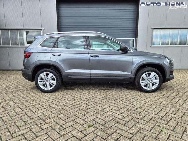 Skoda Karoq 1.5 TSI 150PS DSG Selection AHK Klimaautomatik Sitzheizung Lenkradheizung ACC PDC v+h R&uuml;ckf.Kamera abg.Scheiben Apple CarPlay Android Auto 17"LM 
