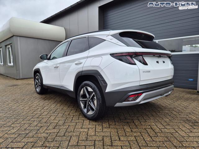 Hyundai TUCSON Trend 1.6 T-GDI 150PS Automatik TZ 2026 Teil-Leder Sitzheizung v+h Lenkradheizung Klimaautomatik Navi Touchscreen DAB+ Apple CarPlay + Android Auto PDC R&uuml;ckf.-Kamera Matrix-LED-Scheinw. 