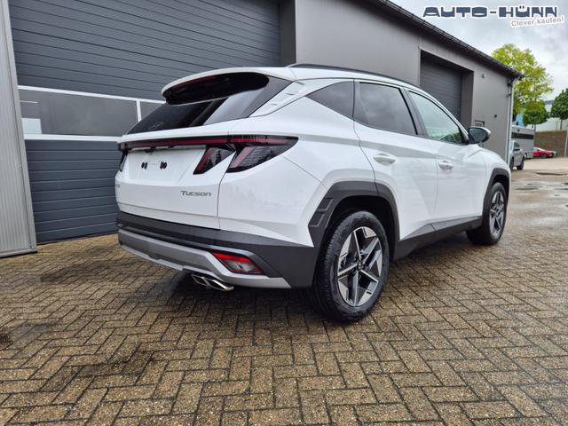 Hyundai TUCSON Trend 1.6 T-GDI 150PS Automatik TZ 2026 Teil-Leder Sitzheizung v+h Lenkradheizung Klimaautomatik Navi Touchscreen DAB+ Apple CarPlay + Android Auto PDC R&uuml;ckf.-Kamera Matrix-LED-Scheinw. 