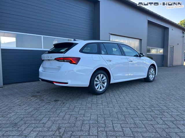 Skoda Octavia Combi 1.5 TSI 150PS m-HEV DSG Selection AHK Klimaautomatik ACC PDC v+h R&uuml;ckf.Kamera Sitzheizung TWA Apple CarPlay Android Auto 16"LM 