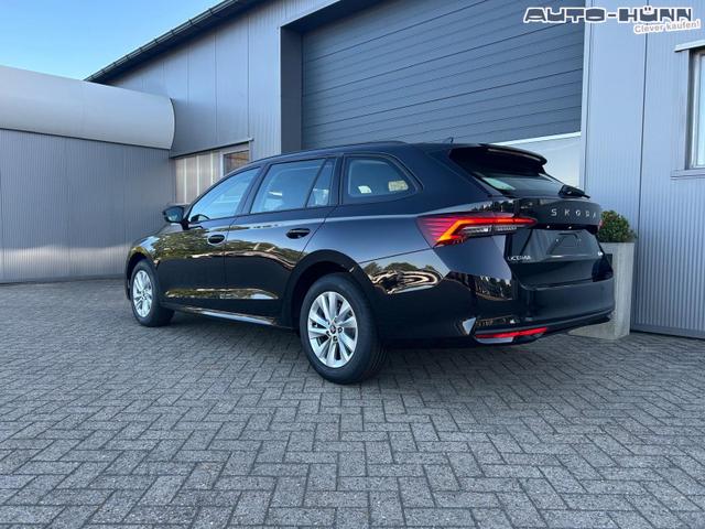 Skoda Octavia Combi 1.5 TSI 150PS m-HEV DSG Selection AHK Klimaautomatik ACC PDC v+h R&uuml;ckf.Kamera Sitzheizung TWA Apple CarPlay Android Auto 16"LM 