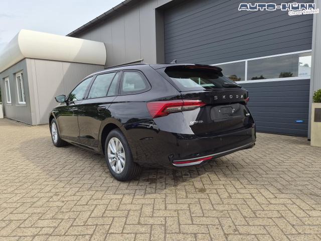 Skoda Octavia Combi 1.5 TSI 150PS m-HEV DSG Selection AHK Klimaautomatik ACC PDC v+h R&uuml;ckf.Kamera Sitzheizung TWA Apple CarPlay Android Auto 16"LM 