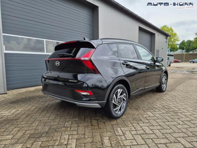 Hyundai BAYON Trend 1.0 T-GDI 90PS Automatik Klimaautomatik R&uuml;ckf.Kamera Parksensoren Sitzheizung Lenkradheizung Bluetooth Touchscreen Tempomat Apple CarPlay + Android Auto 16"LM 