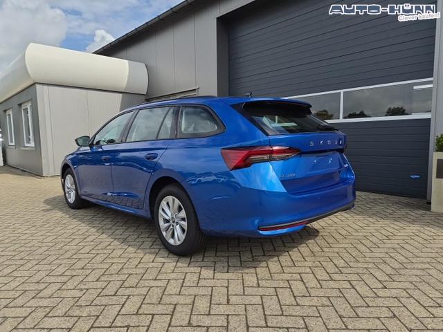 Skoda Octavia Combi 1.5 TSI 150PS m-HEV DSG Selection AHK Klimaautomatik ACC PDC v+h R&uuml;ckf.Kamera Sitzheizung TWA Apple CarPlay Android Auto 16"LM 