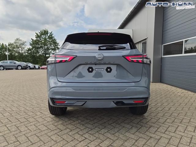 Nissan Qashqai 1.3 DIG-T MHEV 158 PS X-Tronic N-Design PanoDach Teil-Leder Klimaautomatik Sitzheizung Lenkradheizung Navi ACC PDC v+h 360&deg;Kamera DAB Bluetooth Touchscreen Apple CarPlay Android Auto 19"Zoll 