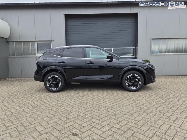 Nissan Qashqai 1.3 DIG-T MHEV 158 PS X-Tronic N-Connecta Teil-Leder PanoGlasdach Klimaautomatik Sitzheizung Lenkradheizung Navi ACC PDC v+h 360&deg;Kamera DAB Bluetooth Touchscreen Apple CarPlay Android Auto 18"LM 
