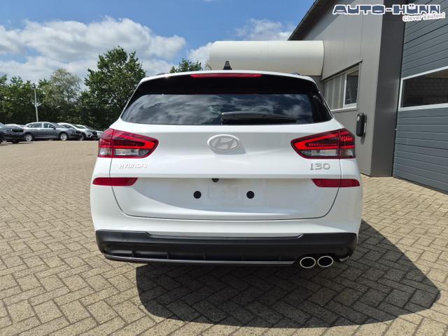 Hyundai i30 Kombi 1.6 T-GDI 150PS Automatik N-Line Sitzheizung Lenkradheizung Klimaautomatik Navi 10,3"-Touchscreen Bluelink Apple CarPlay + Android Auto PDC v+h R&uuml;ckf.Kamera 18-LM 