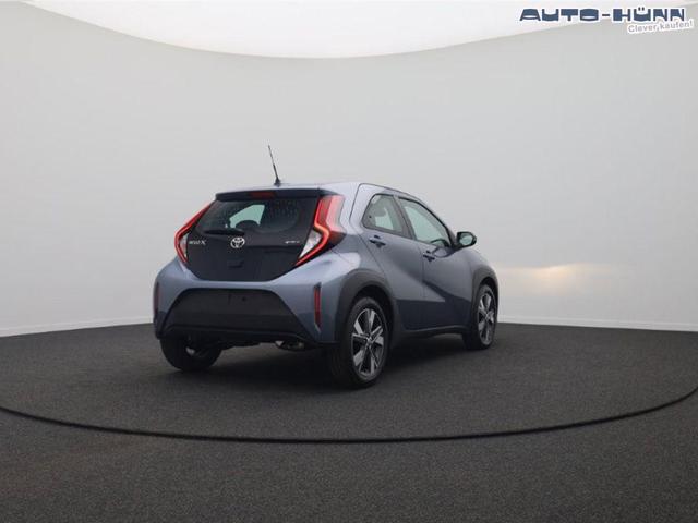 Toyota Aygo X Pure 1.5 Hybrid 116PS Automatik Sitzheizung Klimaautomatik AbstandsTempomat Multifunktionslenkrad Radio Bluetooth Touchscreen Apple CarPlay + Android Auto 