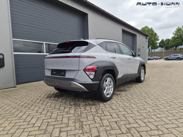 Hyundai KONA Trend 1.6 T-GDI 150PS Automatik Voll-LED-Scheinw. Sitzheizung Lenkradheizung ACC Klimaautomatik Navi Touchscreen DAB+ Apple CarPlay + Android Auto PDC v+h R&uuml;ckf.Kamera 2xKeyless 17-LM 