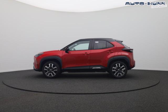 Toyota Yaris Cross 1.5-l 130PS HEV Automatik Style Matrix-LED elektr. Heckklappe Sitzheizung Lenkradheizung Klimaautomatik Navi Bluetooth wireless Apple CarPlay + Android Auto ACC PDC v+h R&uuml;ckf.Kamera 18"LM 