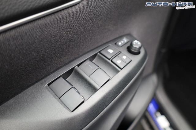Toyota Yaris Cross 1.5-l 130PS HEV Automatik Style Matrix-LED elektr. Heckklappe Sitzheizung Lenkradheizung Klimaautomatik Navi Bluetooth wireless Apple CarPlay + Android Auto ACC PDC v+h R&uuml;ckf.Kamera 18"LM 
