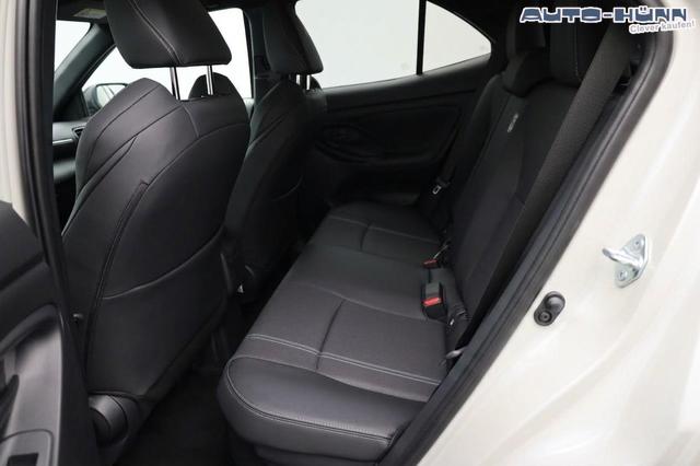 Toyota Yaris Cross 1.5-l 130PS HEV Automatik Style Matrix-LED elektr. Heckklappe Sitzheizung Lenkradheizung Klimaautomatik Navi Bluetooth wireless Apple CarPlay + Android Auto ACC PDC v+h R&uuml;ckf.Kamera 18"LM 