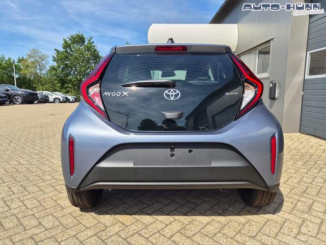 Toyota Aygo X Pure 1.5 Hybrid 116PS Automatik Sitzheizung Klimaautomatik R&uuml;ckf.Kamera AbstandsTempomat Nebelscheinw. Multifunktionslenkrad Bluetooth Touchscreen Apple CarPlay + Android Auto 2xKeyless 