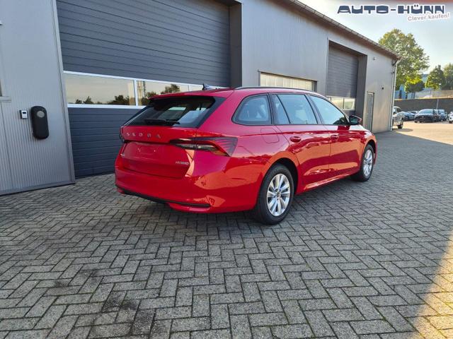 Skoda Octavia Combi 1.5 TSI 150PS m-HEV DSG Selection AHK Klimaautomatik PDC v+h R&uuml;ckf.Kamera Sitzheizung Apple CarPlay Android Auto 16"LM 