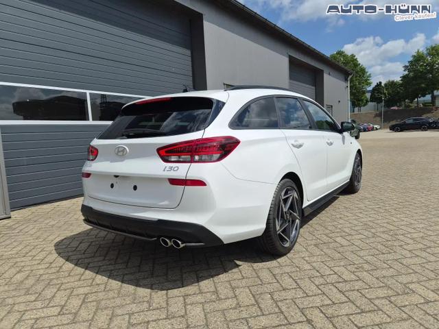 Hyundai i30 Kombi 1.6 T-GDI 150PS Automatik N-Line Sitzheizung Lenkradheizung Klimaautomatik Navi 10,3"-Touchscreen Bluelink Apple CarPlay + Android Auto PDC v+h R&uuml;ckf.Kamera 18-LM 