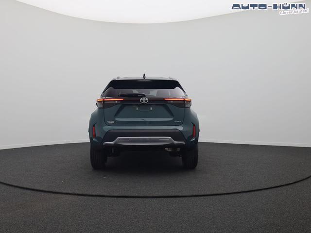 Toyota Yaris Cross 1.5-l 130PS HEV Automatik Style Matrix-LED 4xKamera elektr. Heckklappe Sitzheizung Lenkradheizung Klimaautomatik Navi Bluetooth wireless Apple CarPlay + Android Auto ACC PDC v+h 18"LM 