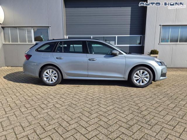 Skoda Octavia Combi 1.5 TSI 150PS m-HEV DSG Selection AHK Klimaautomatik PDC v+h R&uuml;ckf.Kamera Sitzheizung Apple CarPlay Android Auto 16"LM 