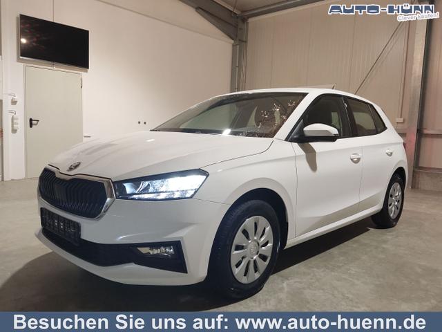 Skoda Fabia - Selection 1.0 TSI 95 PS 4JahreGarantie-Anhängerkupplung-Smartlink-Rückfahrkamera-2x PDC-Kessy-Sofort