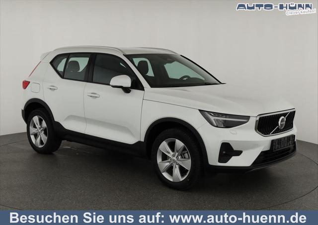 Volvo XC40 - Core 2WD B3 Mild-Hybrid Core, Navi, Thors Hammer, Winter, Kamera, el. Klappe