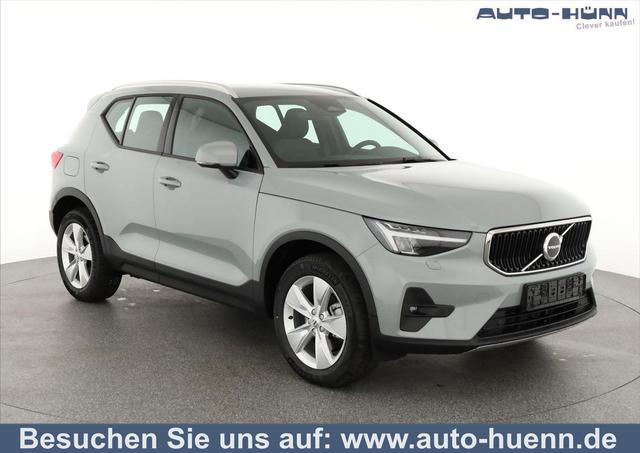 Volvo XC40 - Core 2WD B3 Mild-Hybrid Core, Navi, Thors Hammer, Winter, Kamera, el. Klappe