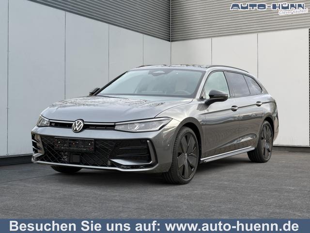 Volkswagen Passat Variant - R-Line 4WD+AHK+PANO+HARMAN+19"+BLACK STYLE