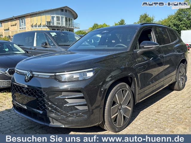 Volkswagen Tayron - R-Line PLUG-IN+PANO+AHK+HuD+MATRIX+360 KAM+20"ALU+ACC+eHK+BLACK STYLE
