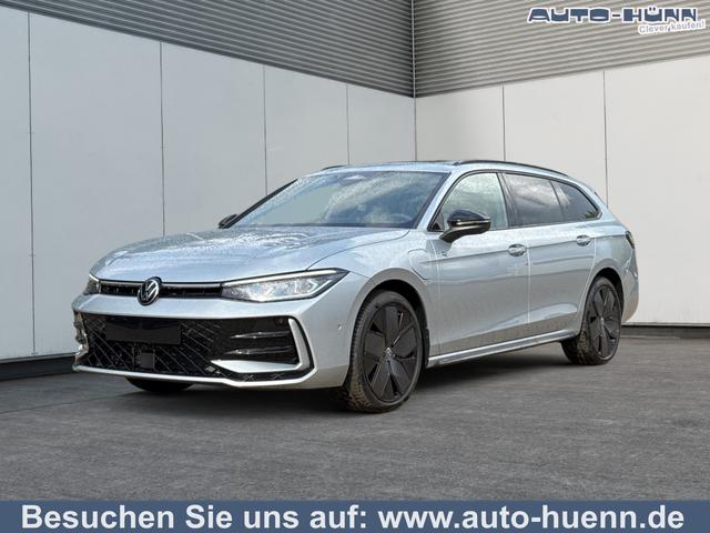 Volkswagen Passat Variant - R-Line Edition Plus LEDER+PANO+AHK+MATRIX+eHK+360 KAM+NAVI+HUD