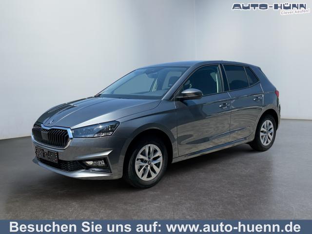 Skoda Fabia - Extra 1,0 MPI Klima SmartLink Einparkhilfe 5J Garantie LED Scheinwerfer Bluetooth