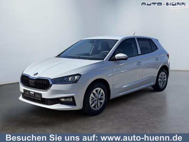 Skoda Fabia - Drive Plus 1.0 TSI DSG 2ZKlima AHK Apple 2 x PDC Sitzheizung 5J Garantie Kessy