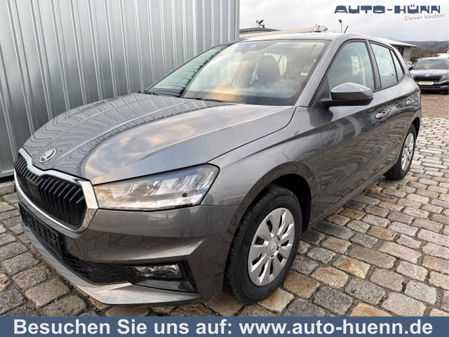 Skoda Fabia - Selection 1.0 TSI DSG 115 PS 4-Jahre-Garantie-Anhängerkupplung-AppleCarPlay-AndroidAuto-LED-PDC-Sitzheizung-DAB-Klima-Tempomat-Rückfahrkamera-2xPDC-Sofort