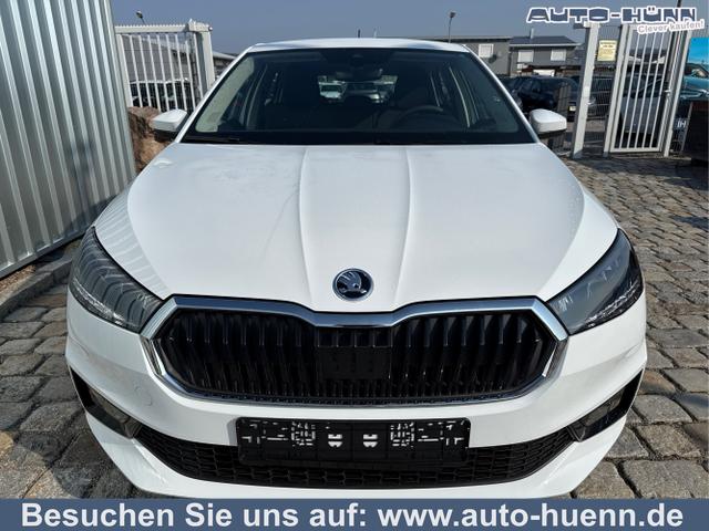 Skoda Fabia - Selection 1.0 TSI 95 PS 4-Jahre-Garantie-AppleCarPlay-AndroidAuto-LED-PDC-Sitzheizung-DAB-Klima