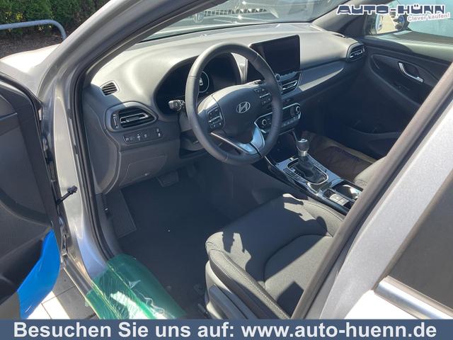 Hyundai i30 Kombi - 1.0 T-GDI DCT Family, Navi, ACC, Side, Winter, 17-Zoll, Klimaautomatik