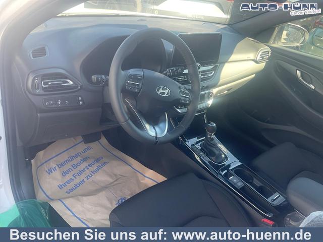 Hyundai i30 Kombi - 1.0 T-GDI DCT Family, Navi, ACC, Side, Winter, 17-Zoll, Klimaautomatik