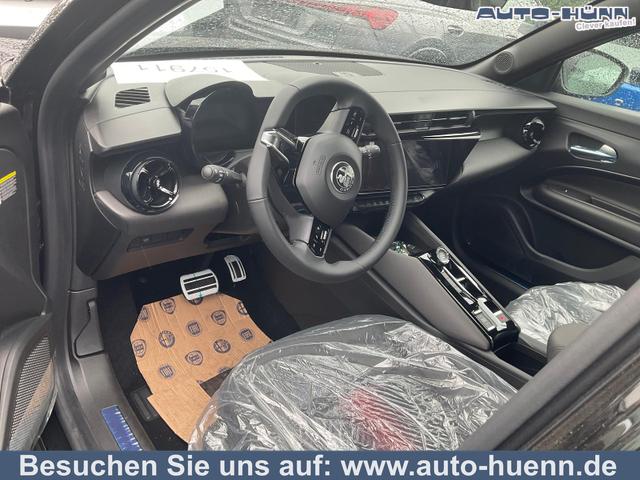 Alfa Romeo Junior - Ibrida 1.2 VGT 48V-Hybrid (100kW) Speciale Speciale, 18-Zoll, Kamera, el. Klappe, Sitzheizung