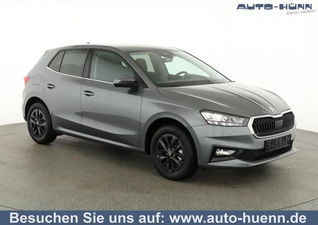 Skoda Fabia - Selection 1.0 TSI DSG Selection, KESSY, Kamera, 15-Zoll schwarz, Winter, Ladeboden