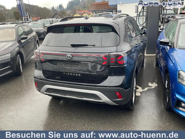 Volkswagen T-Cross - 1.0 TSI 85 kW Life DSG Life, IQ.Light, AHK, ACC, Kamera, 17-Zoll, Winterpaket