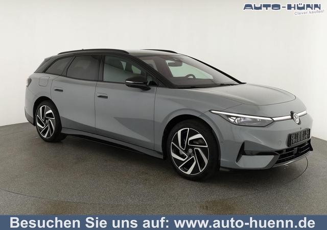 Volkswagen ID.7 Kombi - Pro 210 kW Tourer Black, HuD, IQ.Light, IQ.Drive, AreaView, Side, Winter, 20-Zoll